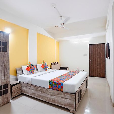Fabhotel Relax Gandhinagar Exterior foto